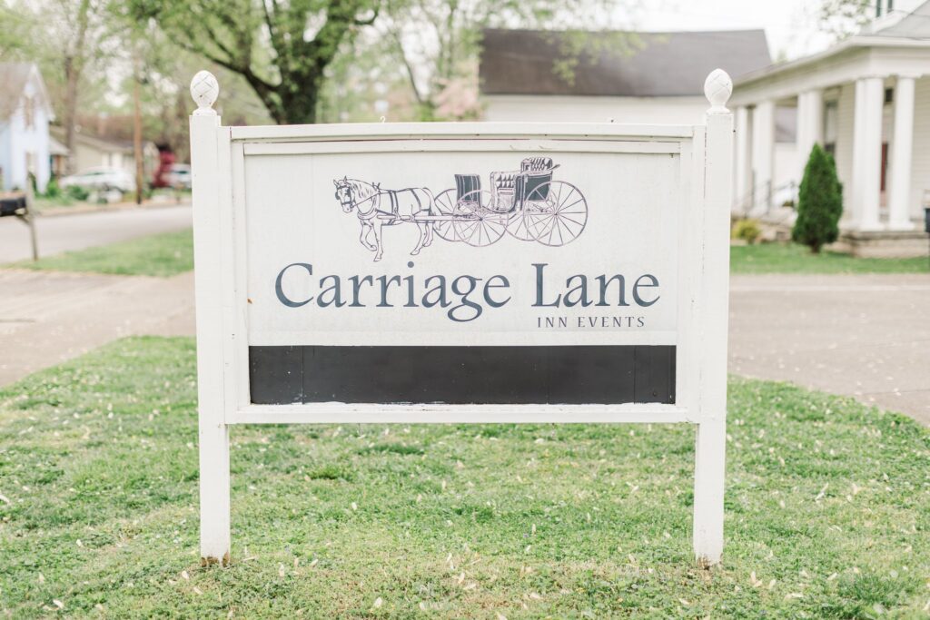 Carriage Lane Inn, an intimate, historic wedding venue in Murfreesboro, TN